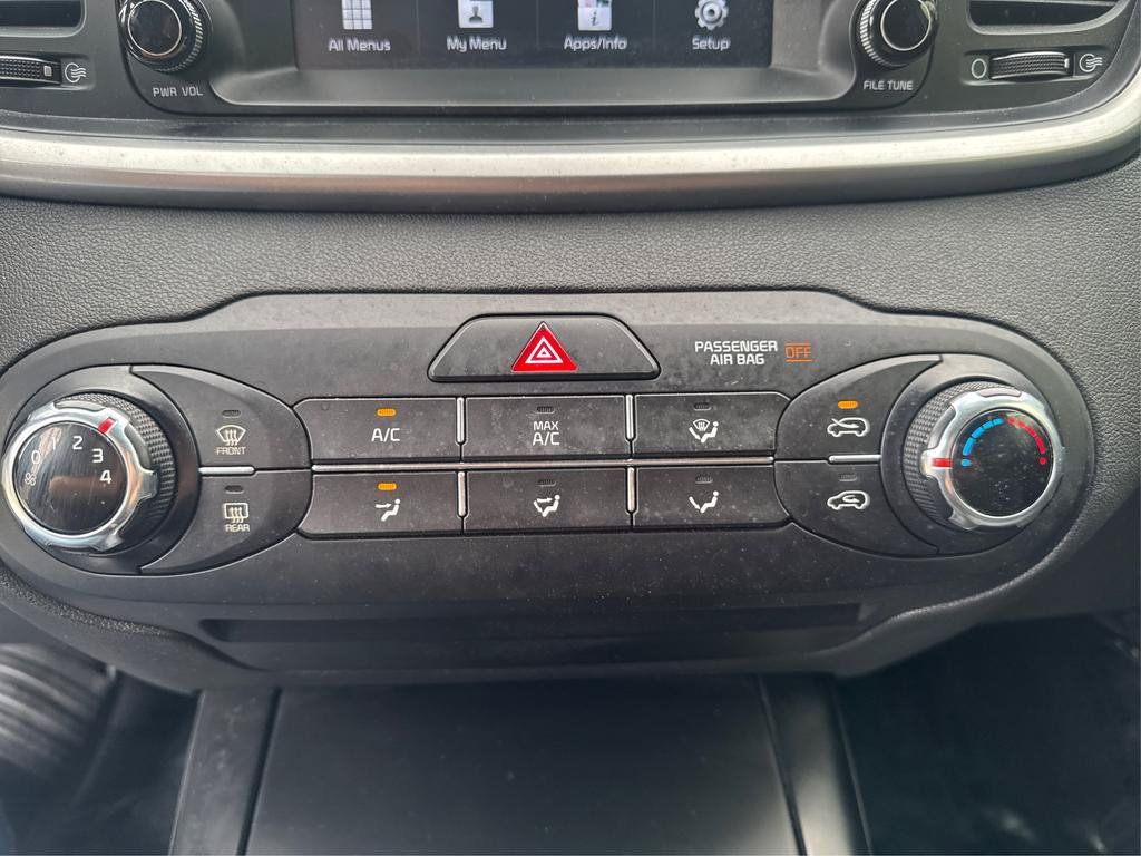 Used 2019 Kia Sorento AWD image 14