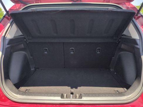 Used 2025 Hyundai Venue SEL FWD image 28