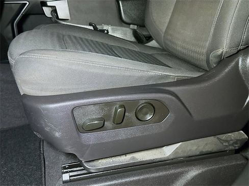 Used 2024 Chevrolet Silverado 2500 LT image 16