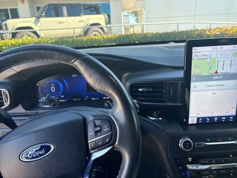 Used 2020 Ford Explorer ST w/ ST Street Pack image 4