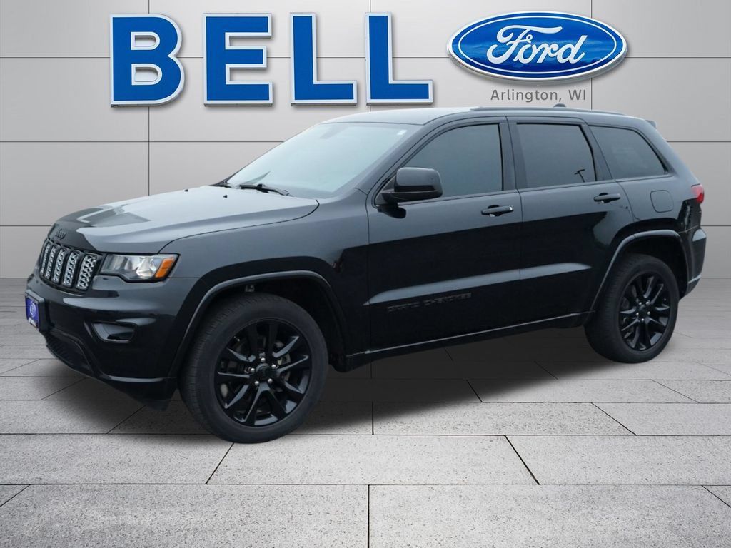 Used 2018 Jeep Grand Cherokee Altitude AWD/4WD image 9
