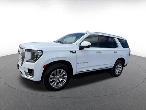 Used 2023 GMC Yukon Denali AWD/4WD image 8