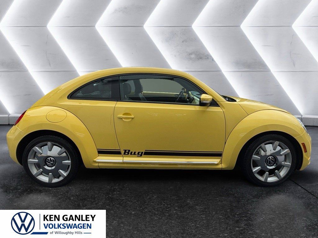 Used 2012 Volkswagen Beetle 2.5 FWD image 6