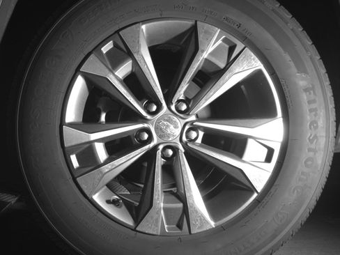 Used 2025 Chevrolet Equinox LT FWD image 14