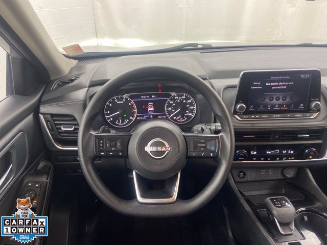 Used 2024 Nissan Rogue SV FWD image 9