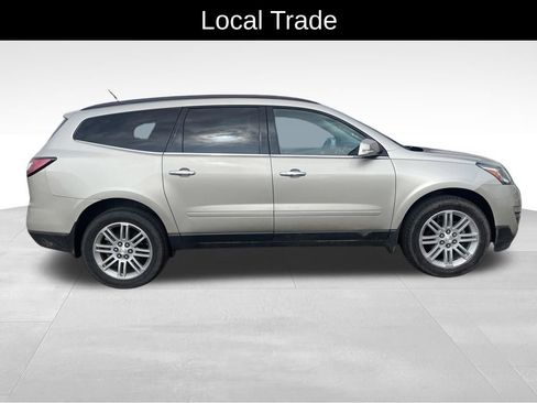Used 2015 Chevrolet Traverse LT w/ Style and Technology Package image 7
