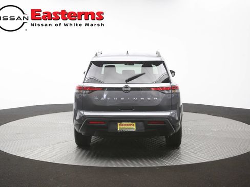 Used 2025 Nissan Pathfinder SV FWD image 37