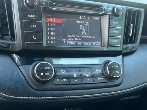 Used 2018 Toyota RAV4 XLE w/ Protection Package FWD image 26