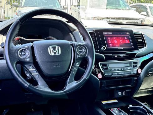 Used 2023 Honda Ridgeline Black Edition image 32