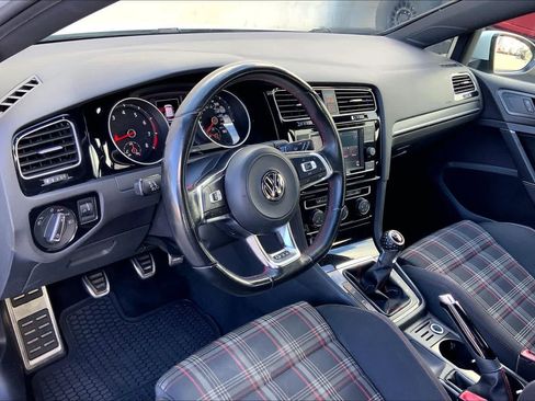 Used 2019 Volkswagen GTI S FWD image 2