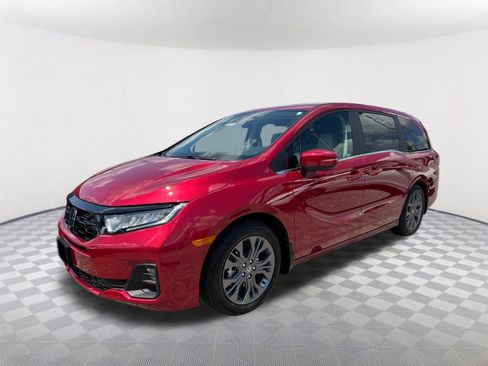 New 2026 Honda Odyssey Touring image 9