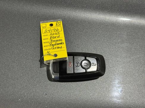 Used 2025 Ford Bronco Sport Badlands AWD/4WD image 41