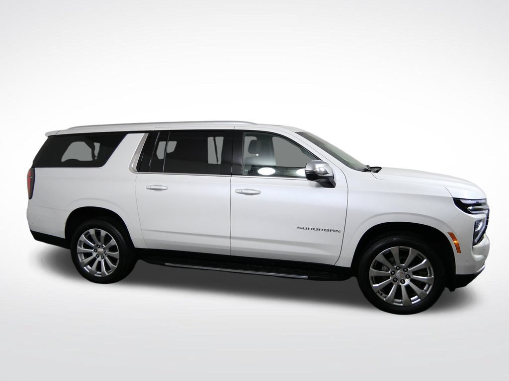 Used 2025 Chevrolet Suburban Premier w/ Sun And Tow Package AWD/4WD image 2