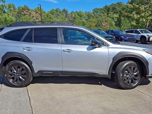 New 2025 Subaru Outback Onyx Edition image 9