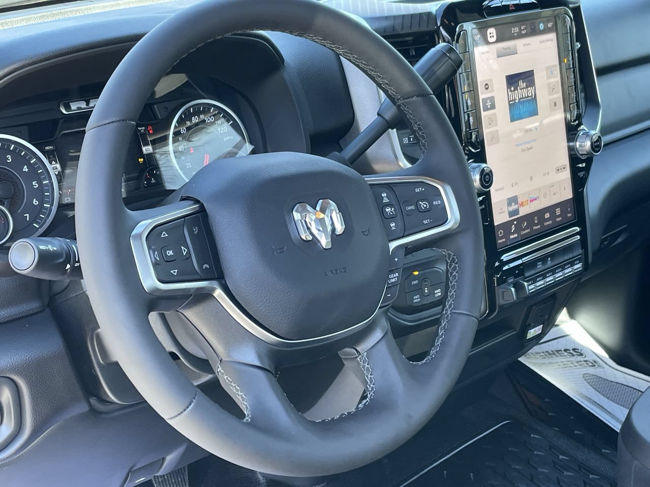 New 2025 RAM 3500 Big Horn AWD/4WD image 29