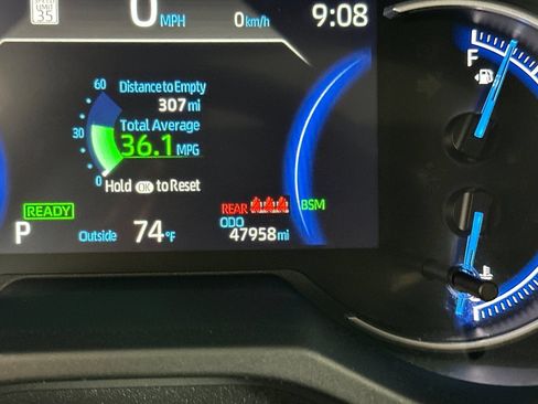 Used 2023 Toyota RAV4 XLE Premium AWD/4WD image 20
