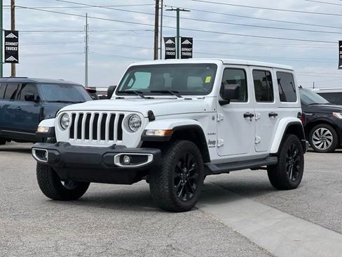 Used 2023 Jeep Wrangler Unlimited Sahara w/ Cold Weather Group AWD/4WD image 3