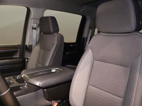 Used 2024 Chevrolet Silverado 2500 LT image 15