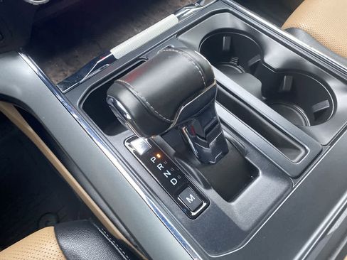 Used 2021 Ford F150 Lariat w/ Equipment Group 502A High image 19