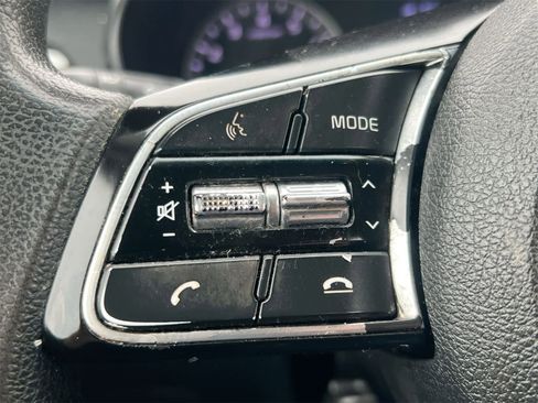 Used 2019 Kia Optima LX image 23