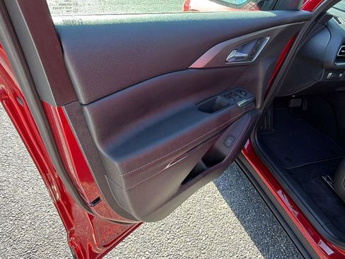 New 2026 Chevrolet Traverse LT w/ Sun and Wheel Package image 11