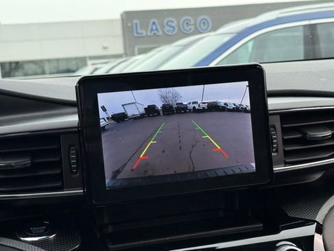 Certified 2024 Ford Explorer ST-Line w/ Class IV Trailer Tow Package image 7