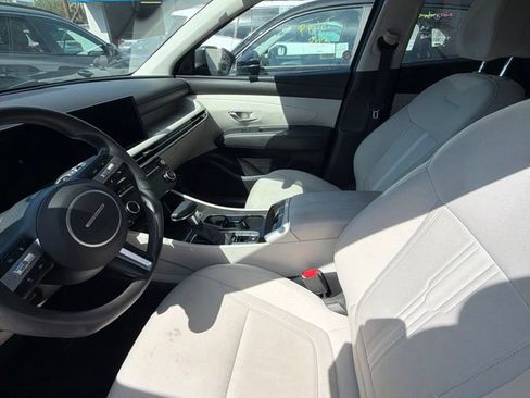 Used 2025 Hyundai Tucson SEL FWD image 6