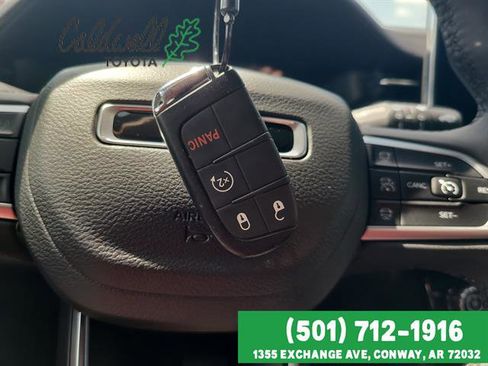 Used 2025 Jeep Compass Limited AWD/4WD image 29
