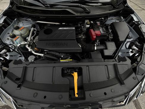 Used 2023 Nissan Rogue SV image 33