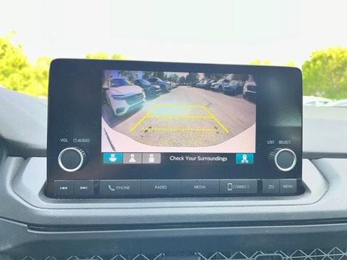 Used 2024 Honda Accord EX image 9