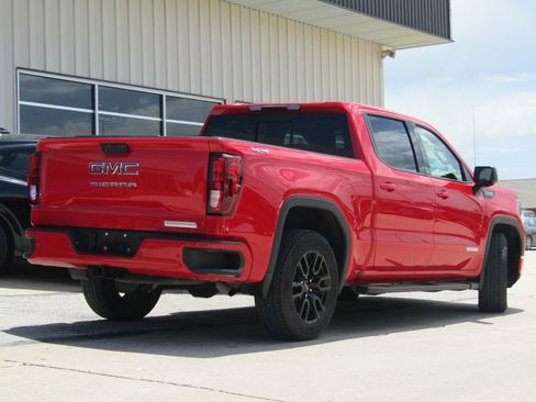Used 2026 GMC Sierra 1500 Elevation w/ Elevation Premium Package AWD/4WD image 3