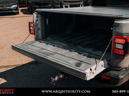 Used 2020 Jeep Gladiator Mojave AWD/4WD image 44