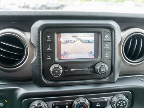 Used 2020 Jeep Gladiator Sport w/ Quick Order Package 24S AWD/4WD image 21