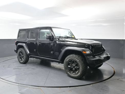 Used 2020 Jeep Wrangler Unlimited Sport AWD/4WD image 4