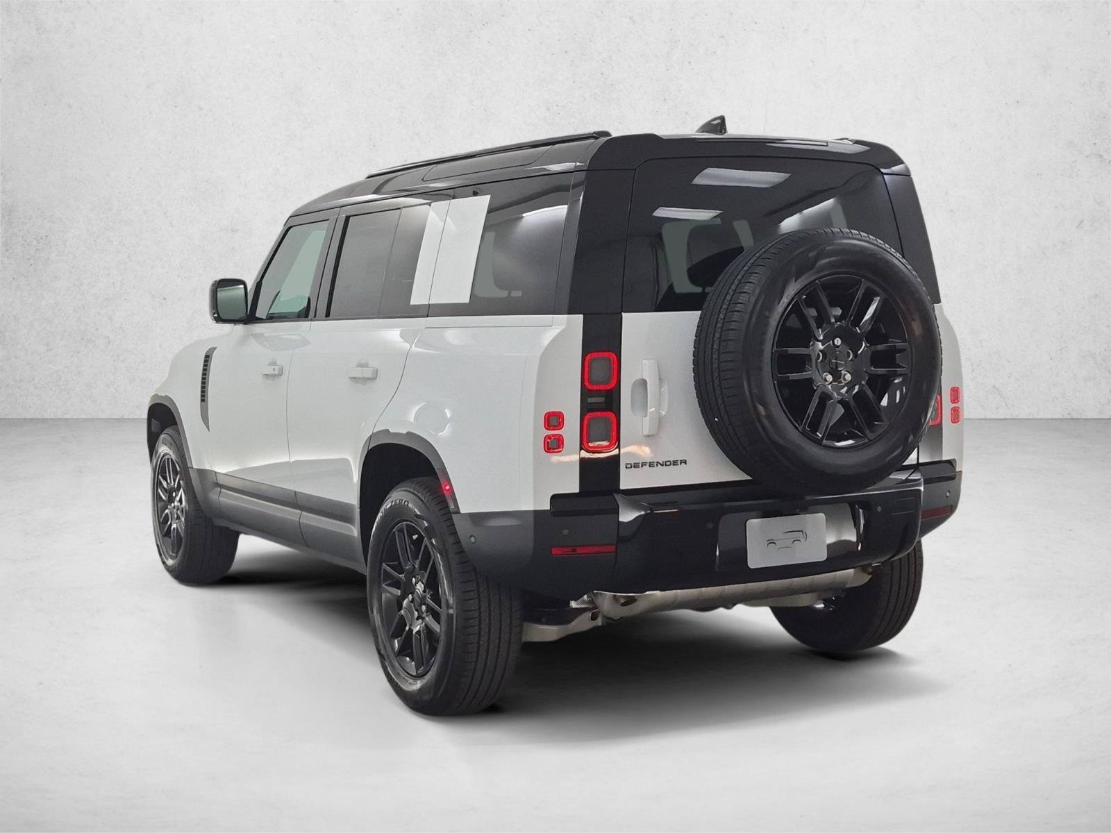 New 2026 Land Rover Defender 110 S AWD/4WD image 9