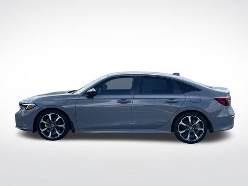 Used 2025 Honda Civic Sport Touring image 2