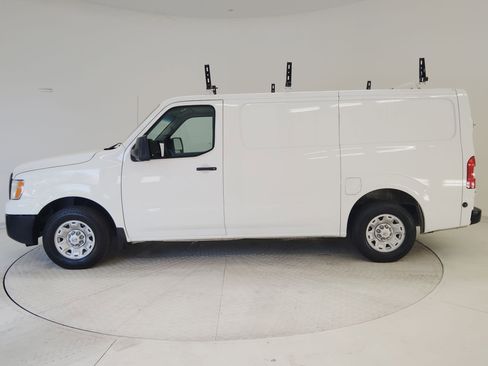 Used 2021 Nissan NV 2500 SV w/ Navigation Package image 2