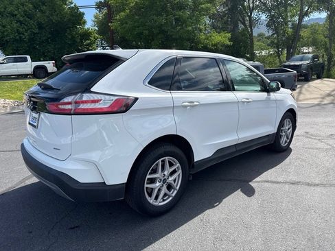 Used 2021 Ford Edge SEL w/ Cargo Accessory Package AWD/4WD image 3