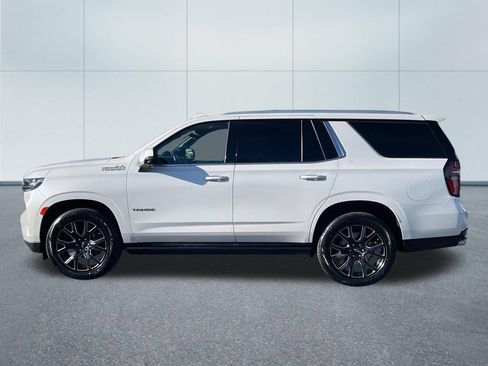 Used 2023 Chevrolet Tahoe High Country AWD/4WD image 3