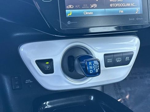 Certified 2018 Toyota Prius Prime Premium image 32