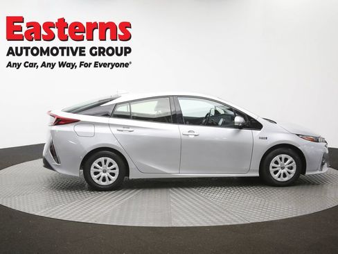 Used 2018 Toyota Prius Prime Advanced FWD image 42