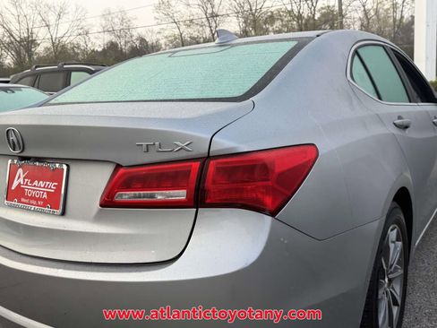 Used 2020 Acura TLX FWD image 9