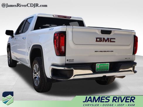 Used 2024 GMC Sierra 1500 SLT AWD/4WD image 3