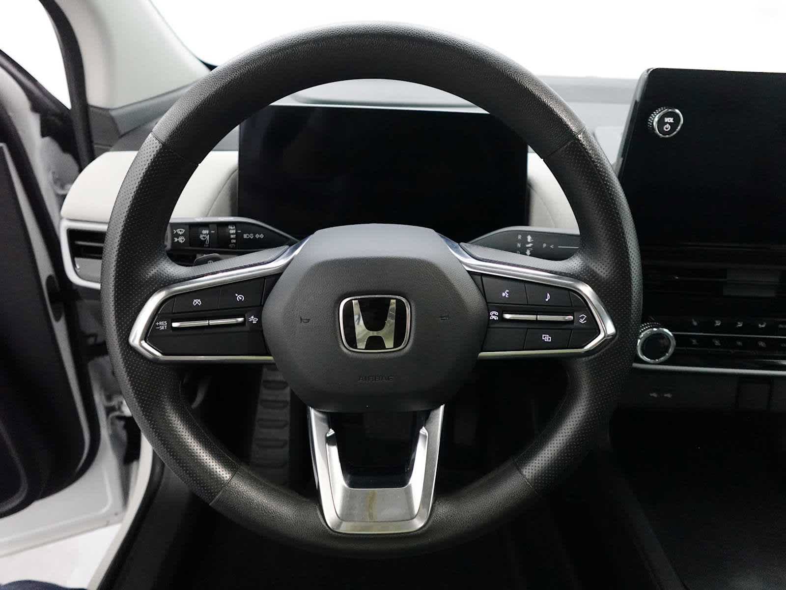 Used 2024 Honda Prologue EX image 16