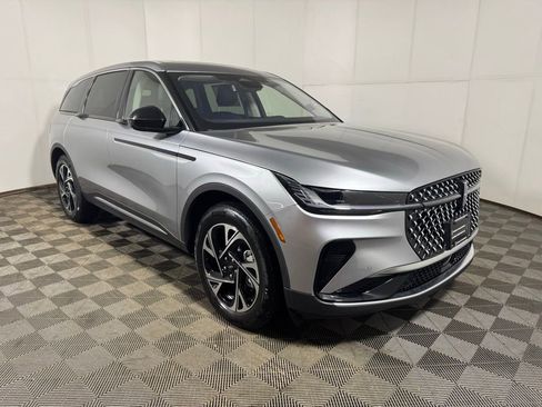 New 2026 Lincoln Nautilus Premier w/ Equipment Group 102A image 5