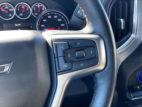 Used 2021 Chevrolet Silverado 1500 RST image 25