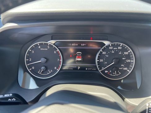 Used 2025 Nissan Rogue SV FWD image 42