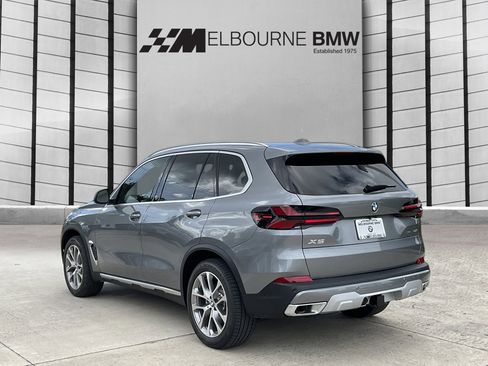 New 2026 BMW X5 sDrive40i w/ Premium Package image 5
