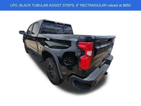 Used 2024 Chevrolet Silverado 1500 ZR2 w/ Technology Package image 9