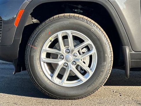 New 2025 Jeep Grand Cherokee Laredo X image 23